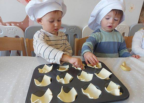 Pieczenie ciasteczek jabłkowych