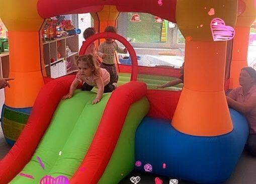 Zabawy na dmuchańcu