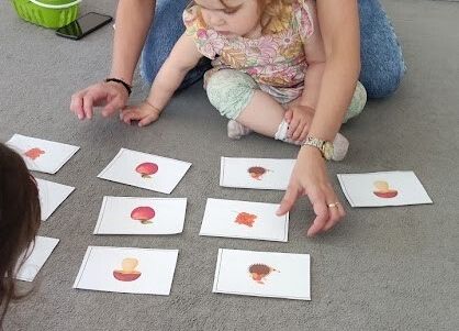 Zabawy na dywanie jesienne memory