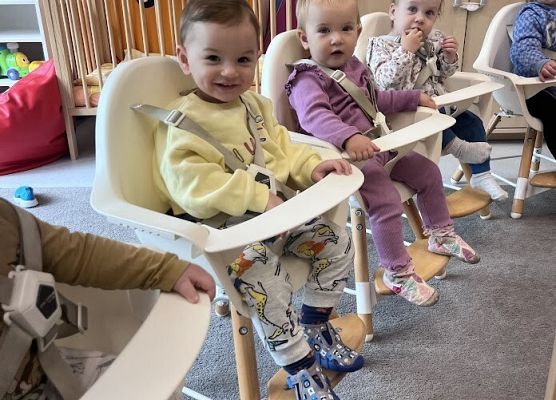 Teatrzyk kukiełkowy do wiersza '' Na straganie'' Jana Brzechwy.