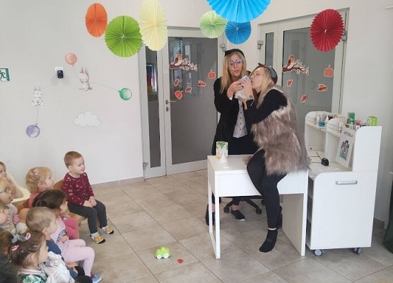 Występ teatralny pt. ''Wróbelek Elemelek''