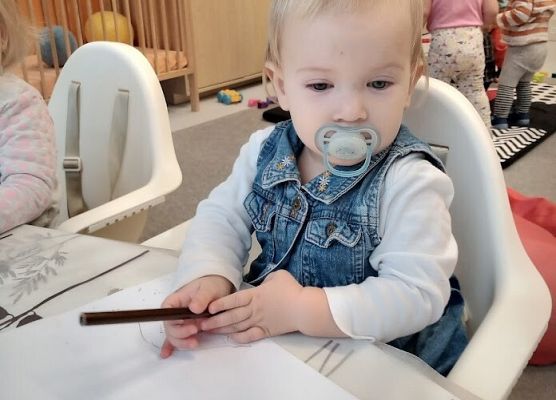 Praca plastyczna ''krasnoludek'' rozwijanie zdolności manualnej.