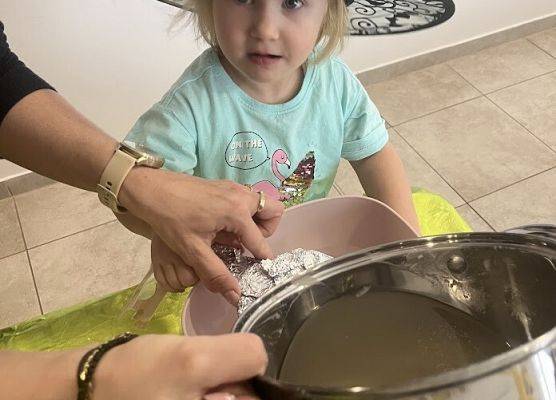 wróżby andrzejkowe lanie wosku