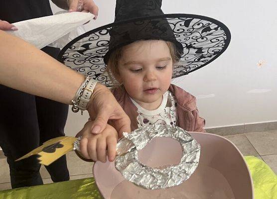 wróżby andrzejkowe lanie wosku