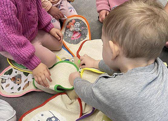 Grafika 6: Wyróżnienie dla żłobka w konkursie " Gdzie jest guzik"