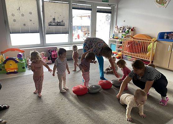 Zajęcia z gimnastyki ogólnej z Panią fizjoterapeutą