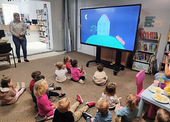 Grafika 6: Wyjście do Biblioteki Publicznej w Wicku