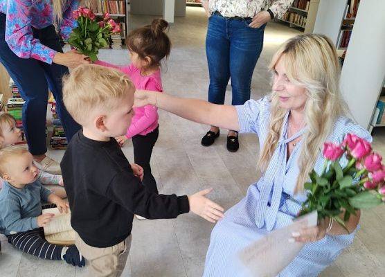 Grafika 15: Wyjście do Biblioteki Publicznej w Wicku