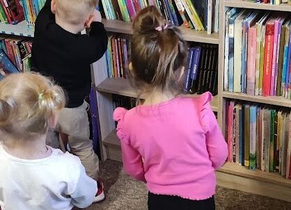 Grafika 2: Wyjście do Biblioteki Publicznej w Wicku