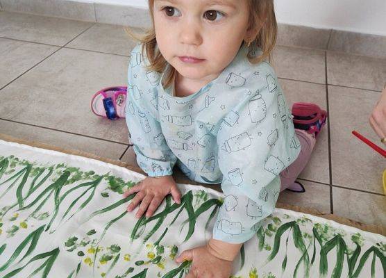 Wykonanie plakatu przez dzieci