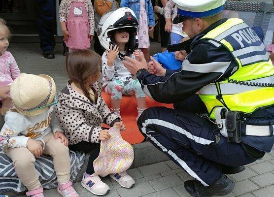 Pokaz sprzętu policyjnego