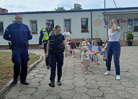 Bezpieczne przejście przez pasy