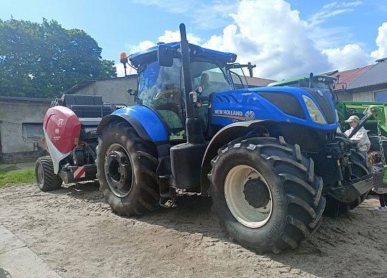 Zapoznanie się ze sprzętem rolniczym