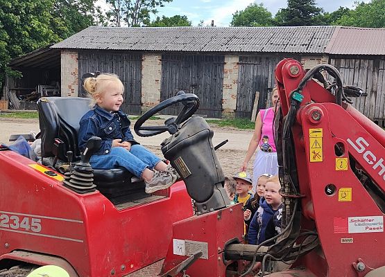 Zapoznanie się ze sprzętem rolniczym