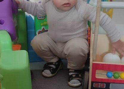 Zabawy w sali maluszków