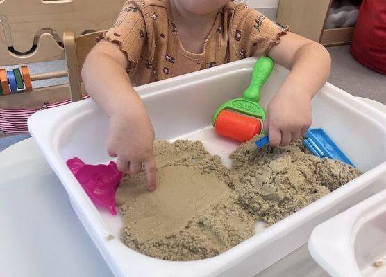 Zabawa w piasku kinetycznym starszaki :)