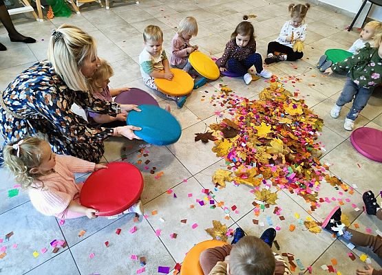 Taniec spadających liści