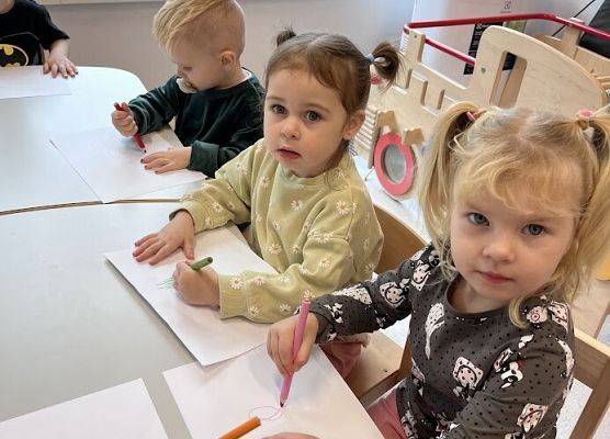 Zajęcia w sali grupa starszaków