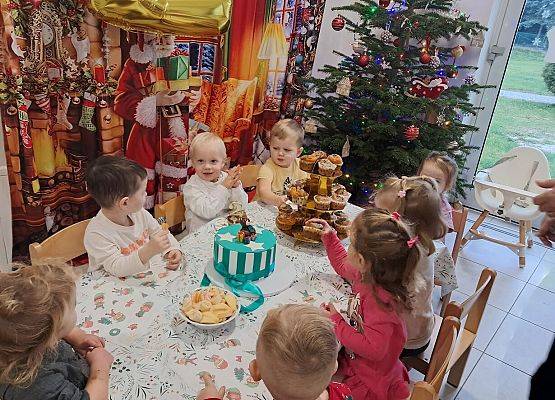 Grafika 4: Drugie urodzinki Hektorka