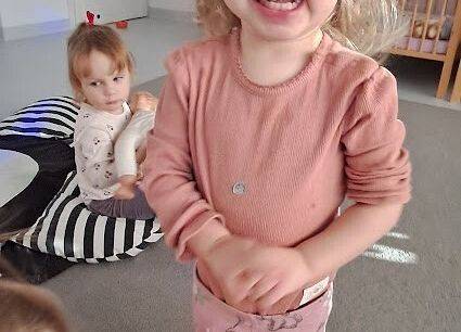 Zabawy w sali maluszków