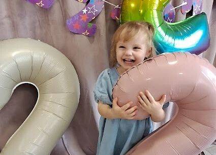 Drugie urodzinki Różyczki