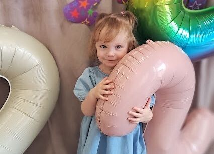 Drugie urodzinki Różyczki