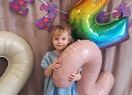 Drugie urodzinki Różyczki