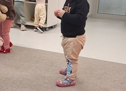 Zabawy w sali grupa maluszki :)