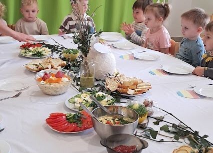 Grafika 21: W poszukiwaniu zajączka Wielkanocnego