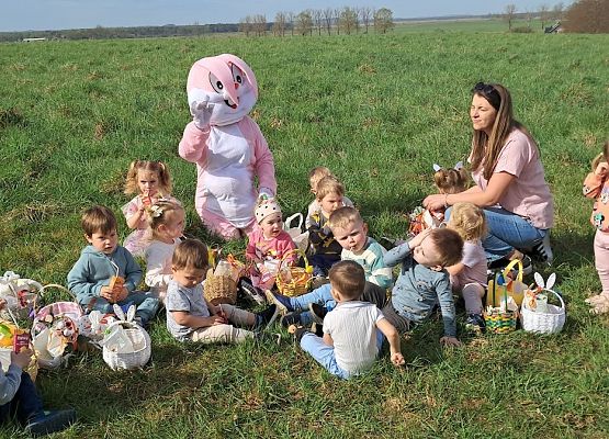 Grafika 20: W poszukiwaniu zajączka Wielkanocnego