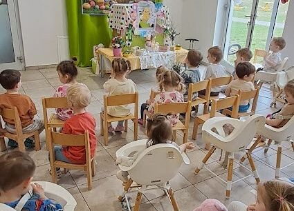 Grafika 4: Teatrzyk interaktywny pt,, Zwyczaje Wielkanocne''