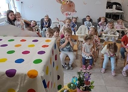 Grafika 3: Teatrzyk interaktywny pt,, Zwyczaje Wielkanocne''