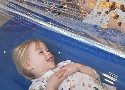 Grafika 12: Zajęcia sensoryczne Podróż przez emocje