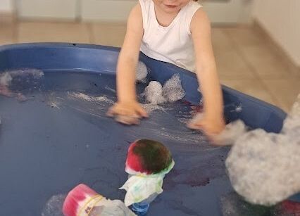 Grafika 22: Zajęcia sensoryczne Podróż przez emocje