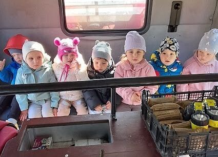 Grafika 10: Wizyta strażaków  z OSP Wrzeście