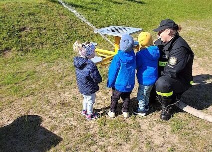 Grafika 19: Wizyta strażaków  z OSP Wrzeście