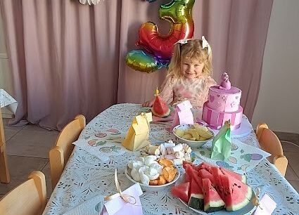 Grafika 5: 3 urodzinki Małgosi