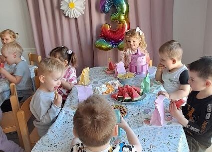 Grafika 10: 3 urodzinki Małgosi