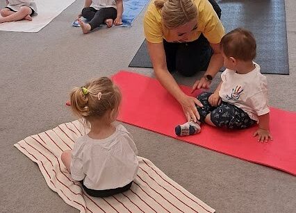 Grafika 24: Zajęcia sportowe ,,Joga''