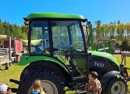 Grafika 12: Wycieczka na Farmę Alexa