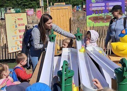 Grafika 26: Wycieczka na Farmę Alexa