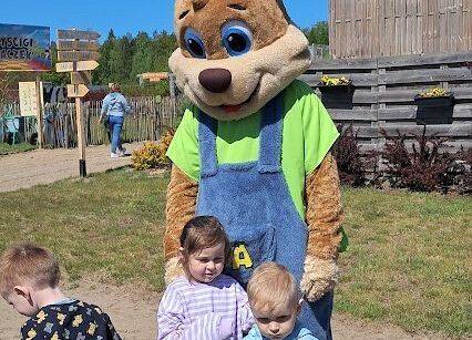 Grafika 44: Wycieczka na Farmę Alexa