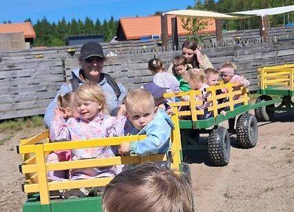 Grafika 47: Wycieczka na Farmę Alexa