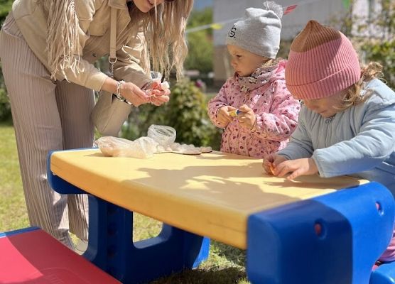 Grafika 77: Festyn Rodzinny w ogrodzie żłobkowym