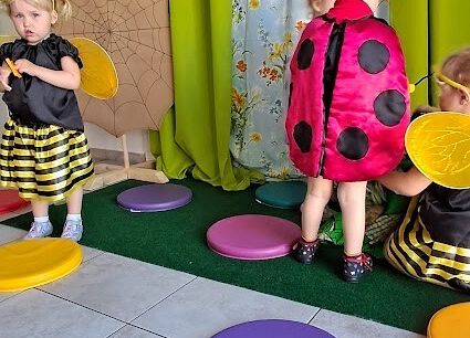 Grafika 8: Zajęcia dodatkowe teatralne pt ,,Taniec na łące''