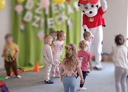 Grafika 13: Dzień Dziecka