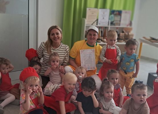 Grafika 26: Spotkanie z Panią Karoliną Bursa zajmującą się produkcją zdrowej żywności ,,ENCO''