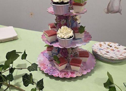 Grafika 6: Uroczyste zakończenie roku  Absolwentów Gminnego Żłobka w Charbrowie w roku szkolnym 2024/2025