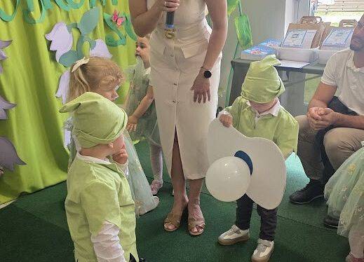 Grafika 20: Uroczyste zakończenie roku  Absolwentów Gminnego Żłobka w Charbrowie w roku szkolnym 2024/2025