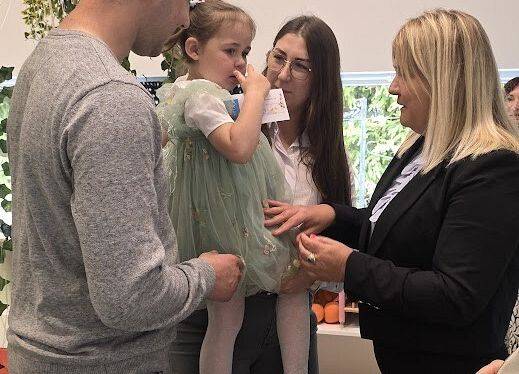 Grafika 43: Uroczyste zakończenie roku  Absolwentów Gminnego Żłobka w Charbrowie w roku szkolnym 2024/2025